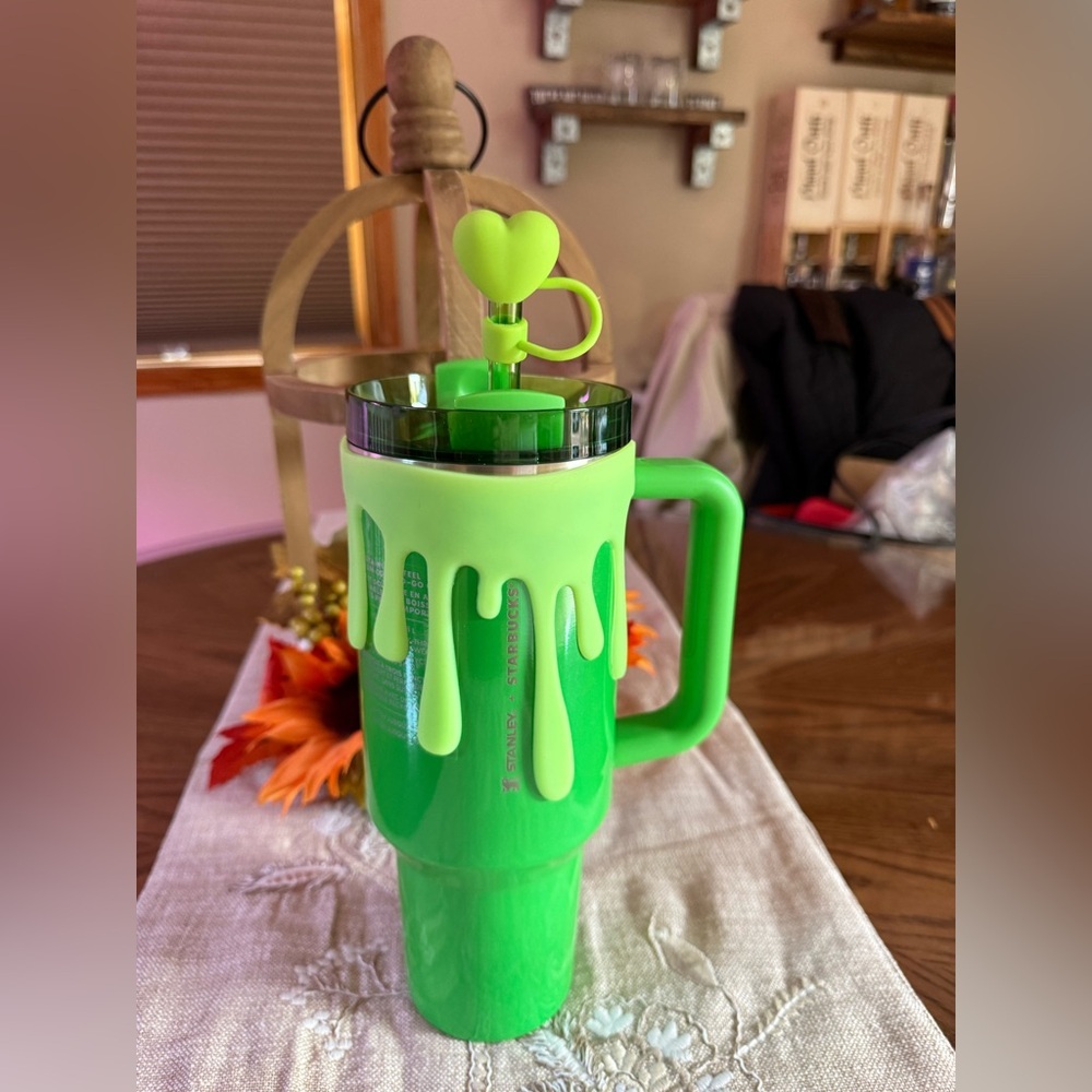 Stanley + Starbucks Neon Green Halloween Slime 40oz Quencher Rare Glow Sleeve
